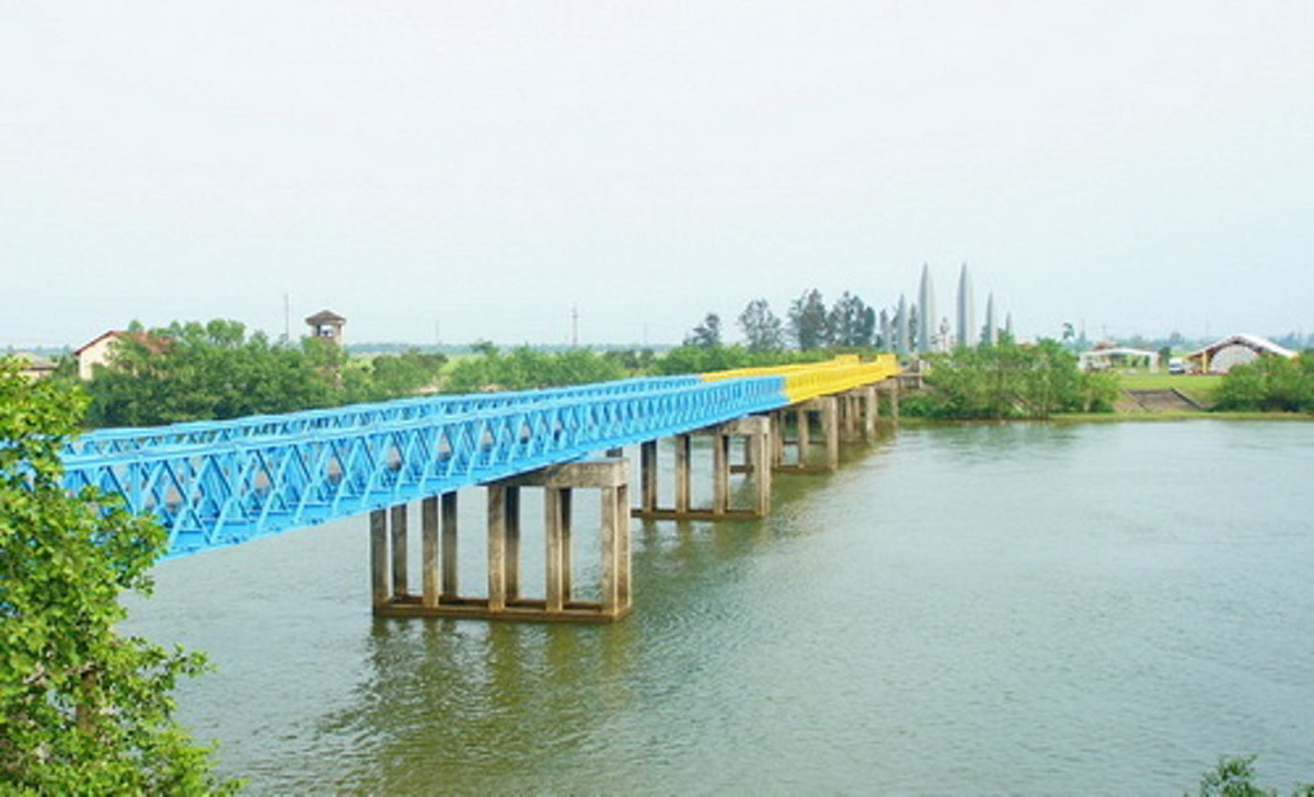 Pont de Hien Luong, Quang Tri, 17è parallèlle